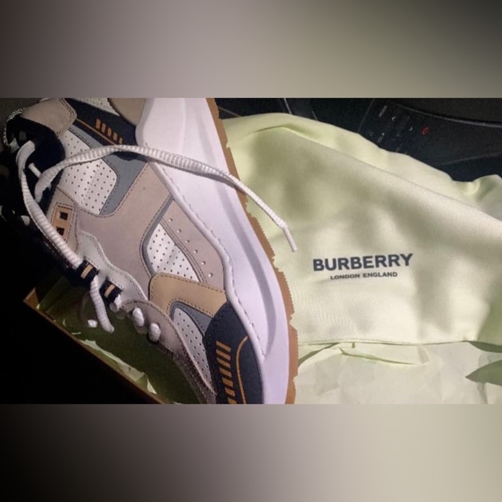 Burberry sneakers worn once